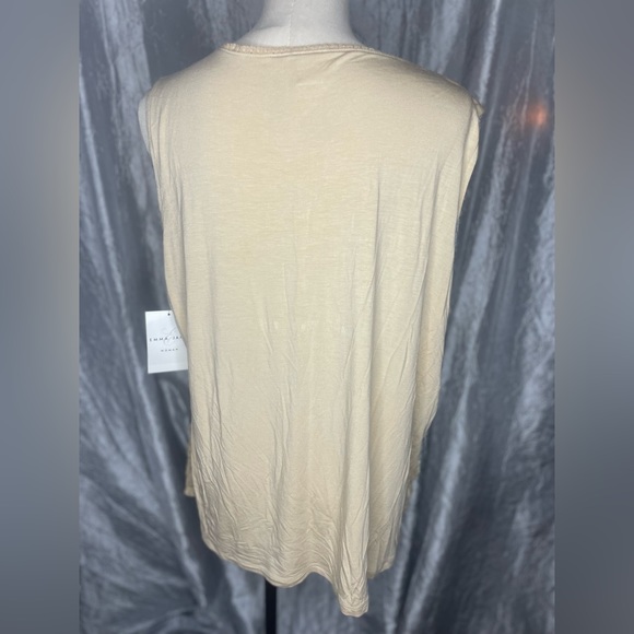 Emma James Woman NEW with tags V neck nylon tank top - Picture 10 of 12